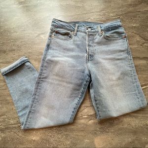 Levi’s Light Blue Mom Jeans